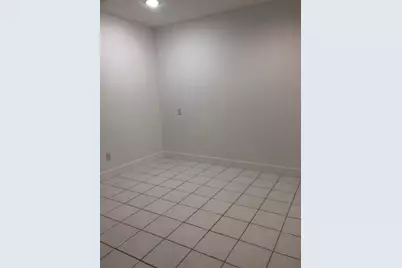 1087 River Birch Street #1087, Hollywood, FL 33019 - Photo 7