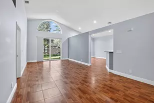 16695 SW 1st St, Pembroke Pines, FL 33027 - Photo 7