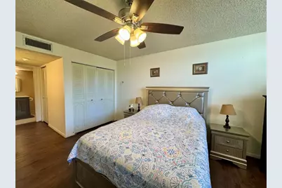 3070 Holiday Springs Boulevard #203, Margate, FL 33063 - Photo 9