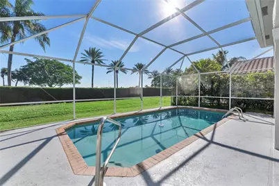 131 NW 187th Avenue, Pembroke Pines, FL 33029 - Photo 39