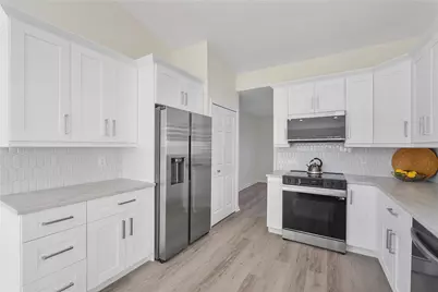 131 NW 187th Avenue, Pembroke Pines, FL 33029 - Photo 19