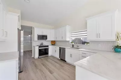 131 NW 187th Avenue, Hollywood, FL 33029 - Photo 17