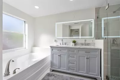 131 NW 187th Avenue, Pembroke Pines, FL 33029 - Photo 27