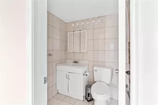 174 Chatham I, West Palm Beach, FL 33417 - Photo 17