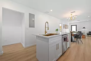 648 NE 16th Terrace, Fort Lauderdale, FL 33304 - Photo 13