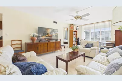 381 S Hollybrook Drive #106, Hollywood, FL 33025 - Photo 9