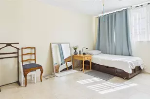 381 S Hollybrook Dr, Pembroke Pines, FL 33025 - Photo 13