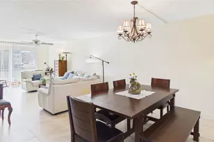 381 S Hollybrook Dr, Hollywood, FL 33025 - Photo 1