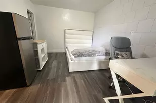 315 N 24th Ave, Hollywood, FL 33020 - Photo 9