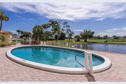 2500 NE 48th Lane #609, Fort Lauderdale, FL 33308 - Photo 5