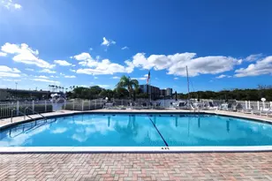 105 NE 19th Ave, Deerfield Beach, FL 33441 - Photo 17