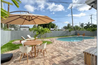 1437 NE 25th Street, Pompano Beach, FL 33064 - Photo 1