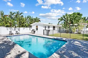 413 NE 25th Ave, Pompano Beach, FL 33062 - Photo 1