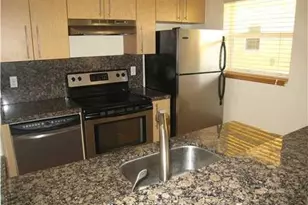 811 NE 14th Pl, Fort Lauderdale, FL 33304 - Photo 7