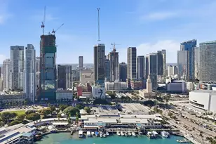 398 NE 5th St, Miami, FL 33132 - Photo 31