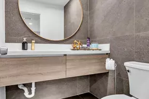 136 Greens Rd, Hollywood, FL 33021 - Photo 15