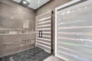 136 Greens Rd, Hollywood, FL 33021 - Photo 21