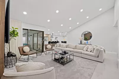 136 Greens Road, Hollywood, FL 33021 - Photo 9