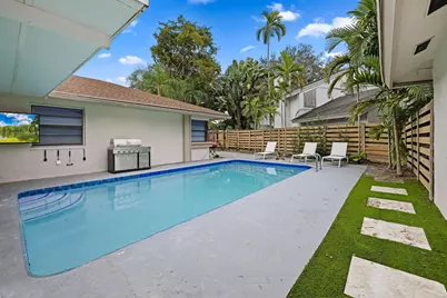 136 Greens Road, Hollywood, FL 33021 - Photo 23