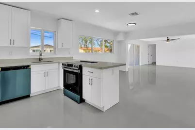 17800 NW 11th Avenue, Miami Gardens, FL 33169 - Photo 3