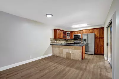 4872 NW 95th Avenue, Sunrise, FL 33351 - Photo 7