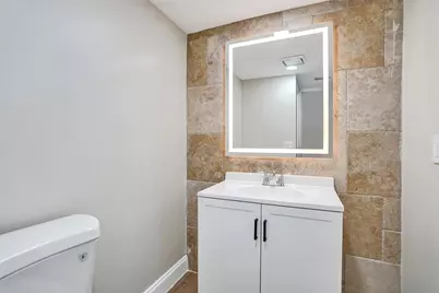 4872 NW 95th Avenue, Sunrise, FL 33351 - Photo 15