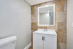 4872 NW 95th Ave, Sunrise, FL 33351 - Photo 15