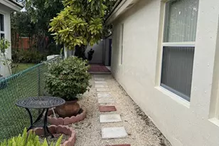 13487 SW 23rd St, Miramar, FL 33027 - Photo 23