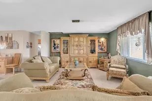 8991 SW 49th St, Cooper City, FL 33328 - Photo 9