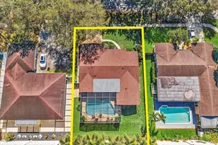 8991 SW 49th St, Cooper City, FL 33328 - Photo 5