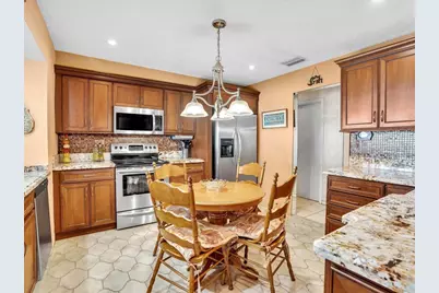 8991 SW 49th Street, Cooper City, FL 33328 - Photo 3