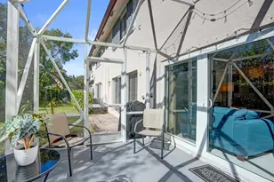 8964 NW 38th Dr, Coral Springs, FL 33065 - Photo 13