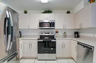 8964 NW 38th Dr, Coral Springs, FL 33065 - Photo 7