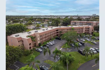 9700 Sunrise Lakes Boulevard #101, Sunrise, FL 33322 - Photo 17