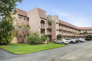 9700 Sunrise Lakes Blvd, Sunrise, FL 33322 - Photo 15