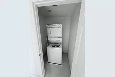 7516 NE 1st Avenue #302, Miami, FL 33138 - Photo 11