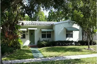 22 SW 6th Street, Dania Beach, FL 33004 - Photo 1