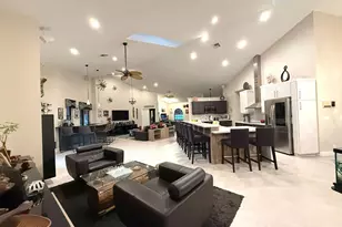 8472 NW 52nd Pl, Pompano Beach, FL 33067 - Photo 9