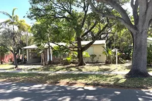 507 SW 2nd Ave, Dania Beach, FL 33004 - Photo 3