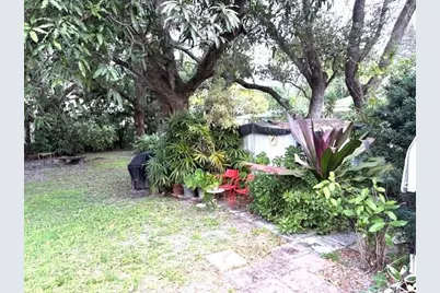 44 SW 5th Street, Dania, FL 33004 - Photo 31