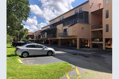 430 Commodore Drive #310, Plantation, FL 33325 - Photo 7