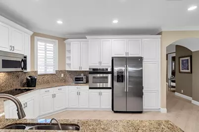 2857 Kinsington Circle #17-4, Weston, FL 33332 - Photo 23