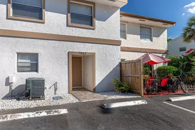 7903 SW 9th Street, North Lauderdale, FL 33068 - Photo 29
