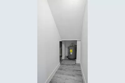 7903 SW 9th Street, North Lauderdale, FL 33068 - Photo 9