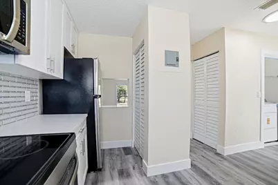 7903 SW 9th Street, North Lauderdale, FL 33068 - Photo 7