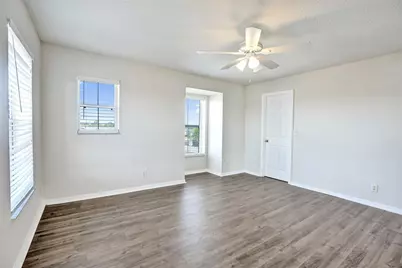 864 SW Java Avenue, Port Saint Lucie, FL 34953 - Photo 27