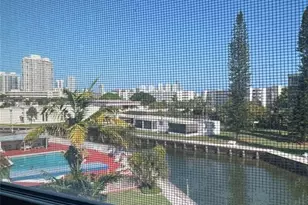 2859 Leonard Dr, Aventura, FL 33160 - Photo 25