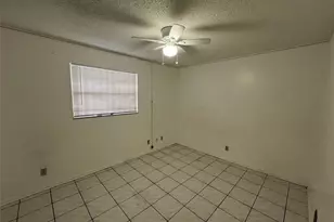 230 SW 1st St, Pompano Beach, FL 33060 - Photo 3