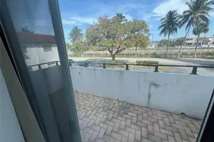 230 SW 1st St, Pompano Beach, FL 33060 - Photo 21