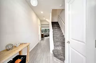 5068 Greenway Dr, Hollywood, FL 33021 - Photo 3